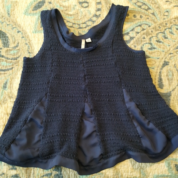 Tank Top - Picture 4 of 9